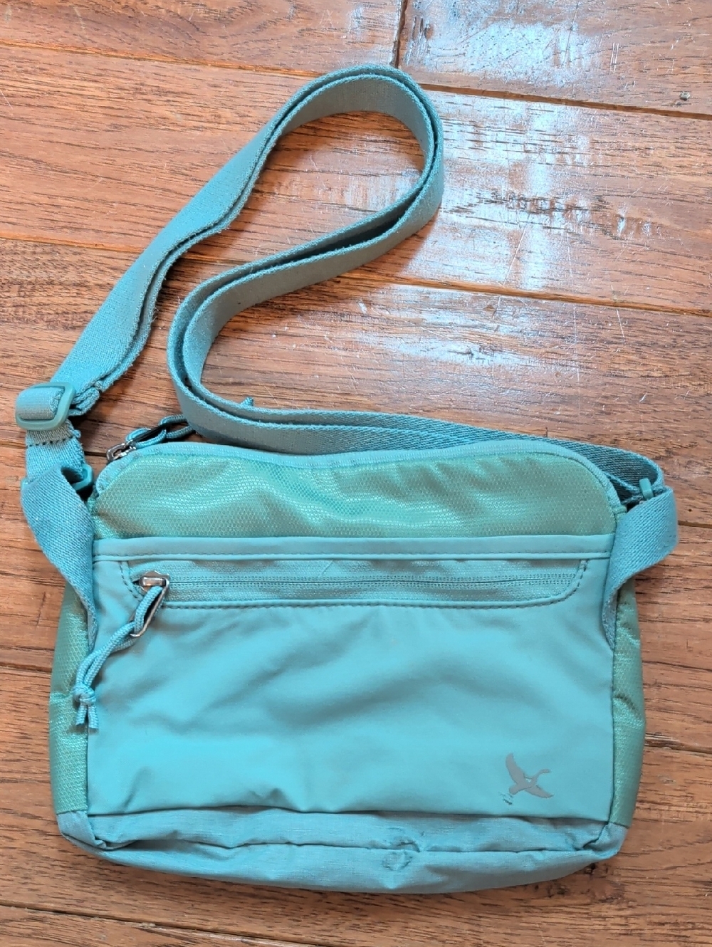 Eddie Bauer Blue Green Nylon Crossbody Bag